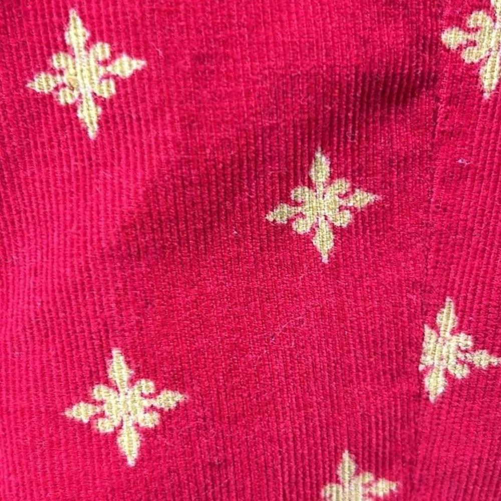 Red and gold star print Woolrich button up shirt corduroy type material - Picture 2 of 3